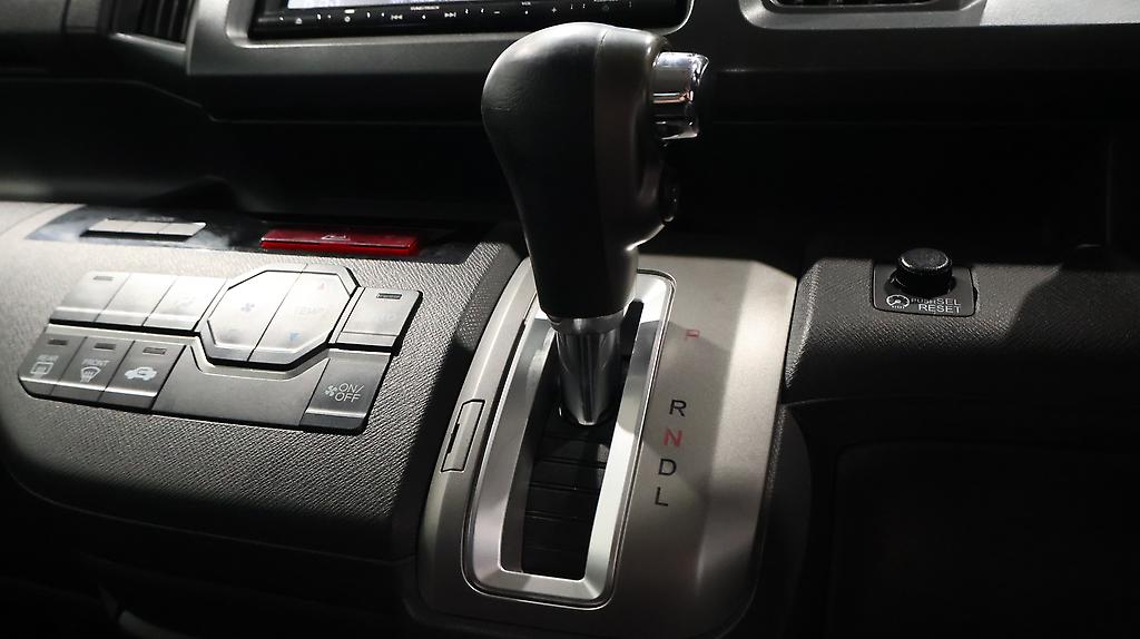 2012 Honda Step Wagon WGN G E-Selection image 361407