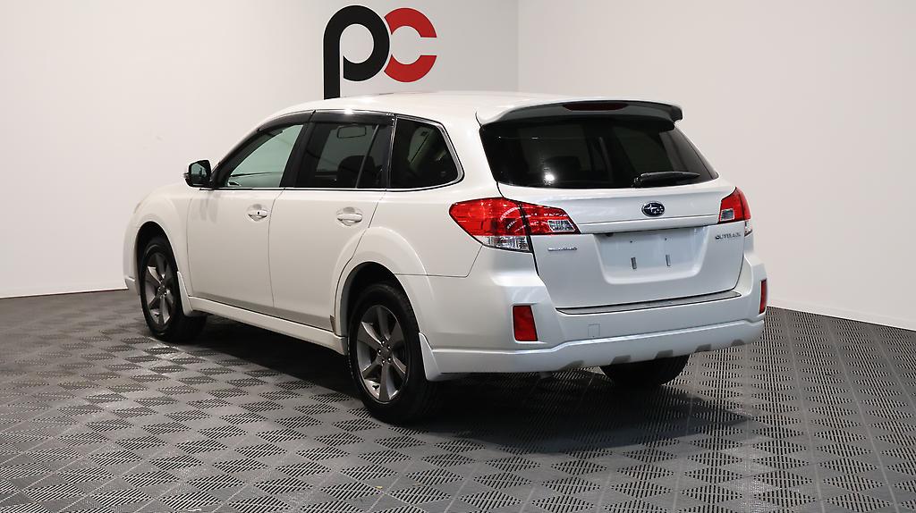 2013 Subaru Outback 2.5i B-Sport Eyesight AWD image 360362