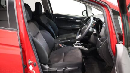 2014 Honda Fit Hybrid F-Package image 358515