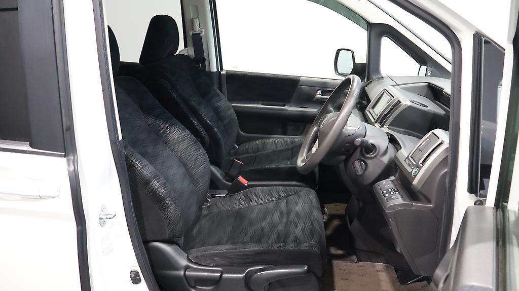 2012 Honda Step Wagon G Inter Navi E Selection image 361422