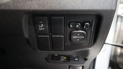 2012 Toyota Prius S MODEL + PUSH BUTTON START image 360536