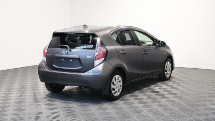 2015 Toyota Aqua S MODEL, PUSH START, BLUETOOTH image 359399