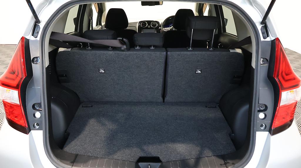 2017 Nissan Note e-Power X image 360011