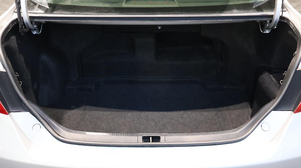 2012 Toyota Camry Hybrid G Package image 358981