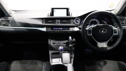2012 Lexus CT200h Version C image 360479