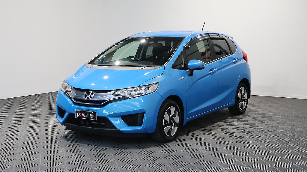 2013 Honda Fit Hybrid F-Package image 359700