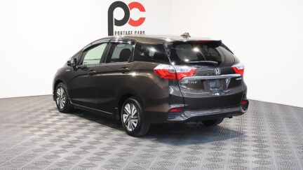 2015 Honda Shuttle Hybrid X image 358843