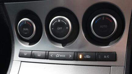 2012 Mazda Axela Sports 15S **Low KMS** image 358256