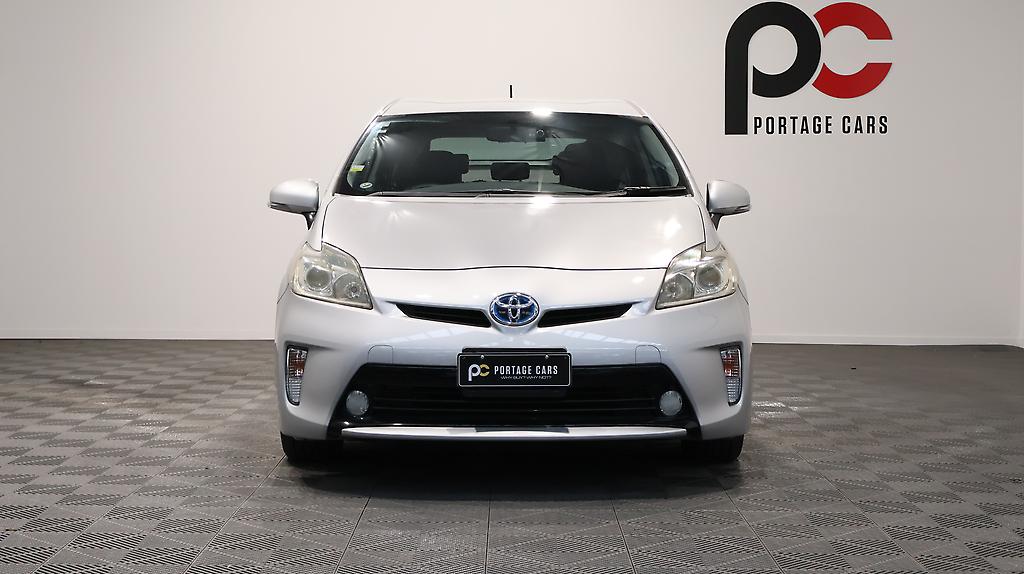 2012 Toyota Prius S Model + Push Button Start image 361655