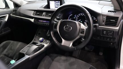 2012 Lexus CT 200h Version C image 361931