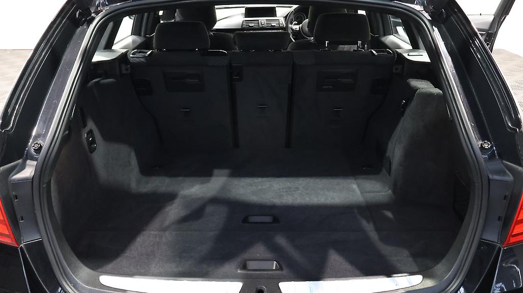 2013 BMW 320i Touring M Sports image 361858