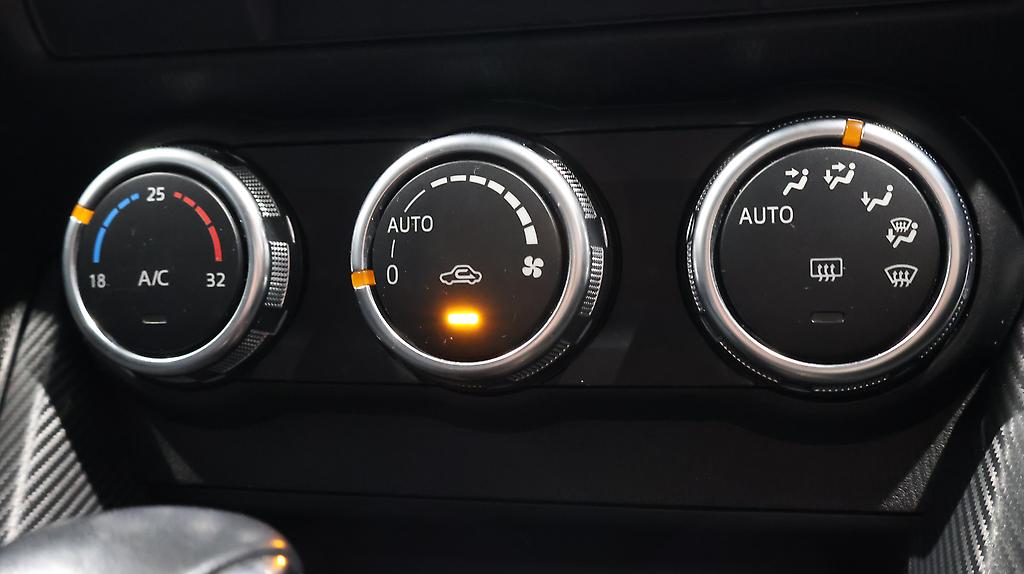 2014 Mazda Demio 13S image 358650