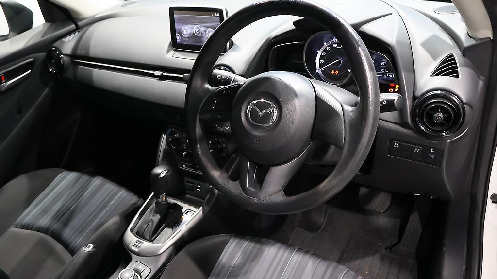 2016 Mazda Demio 13C PUSH BUTTON START image 361060
