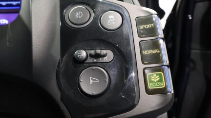 2013 Honda CR-Z REVERSE CAMERA + STEERING WHEEL CONTROLS image 360309