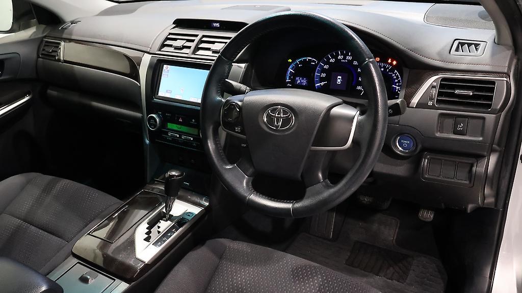 2012 Toyota Camry Hybrid G Package image 358987