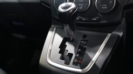 2013 Mazda Premacy 20C Skyactiv image 359478