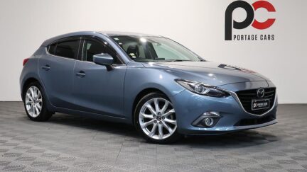 2013 Mazda Axela Sports 20S Touring image 360425