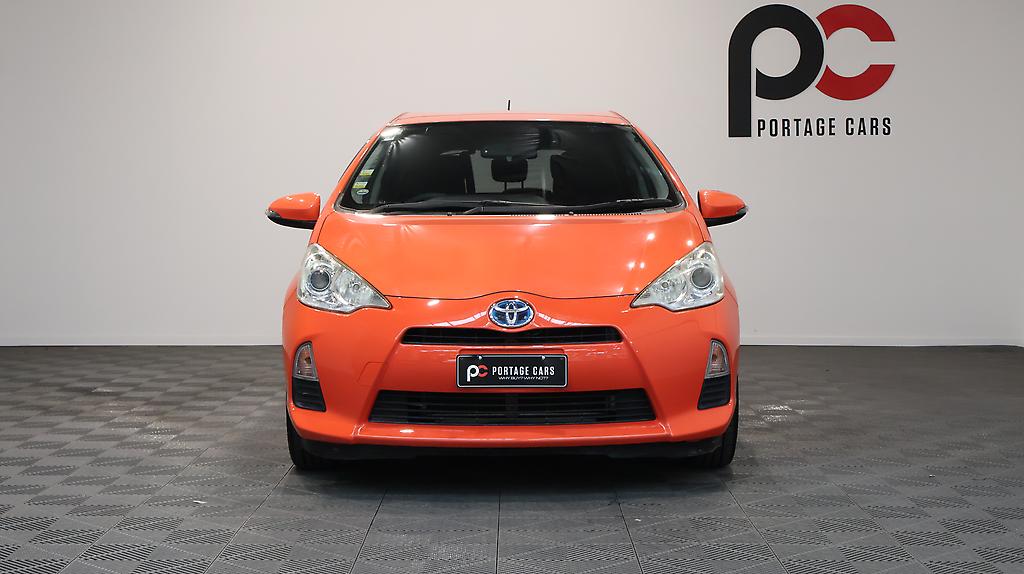 2013 Toyota Aqua Reverse Camera / Push Start / Alloys image 358353