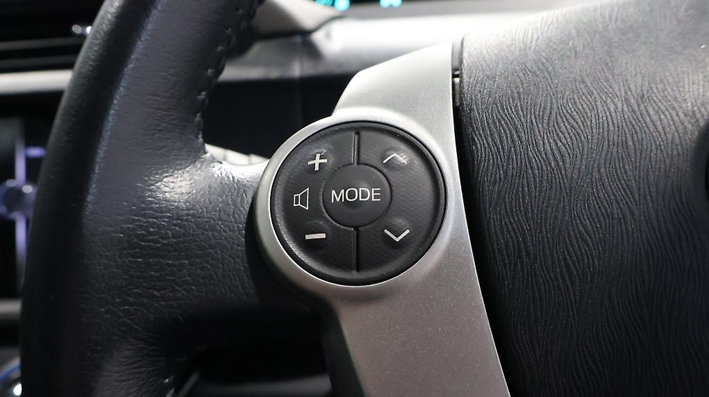 2012 Toyota Aqua G MODEL + PUSH START + STEERING WHEEL CONTROLS image 361893
