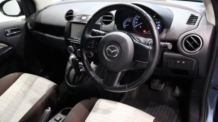 2013 Mazda Demio 13-Skyactiv image 360595