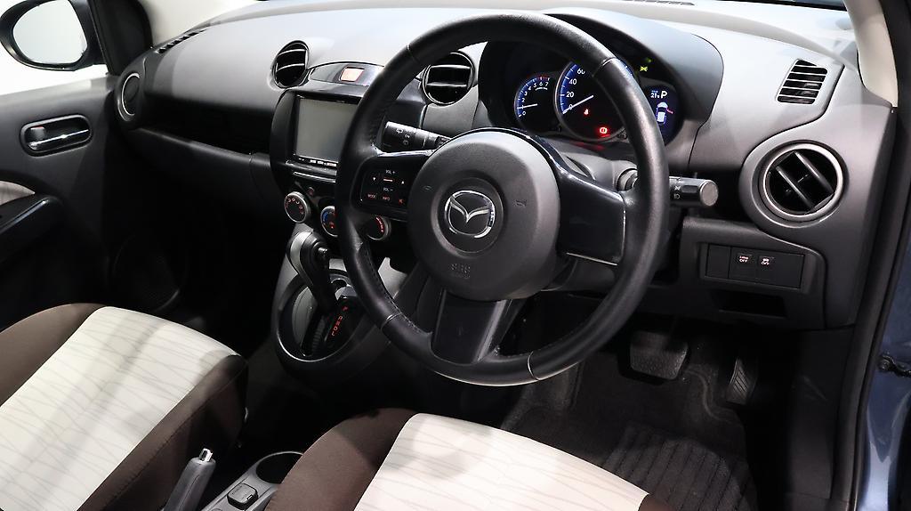2013 Mazda Demio 13-Skyactiv image 360595