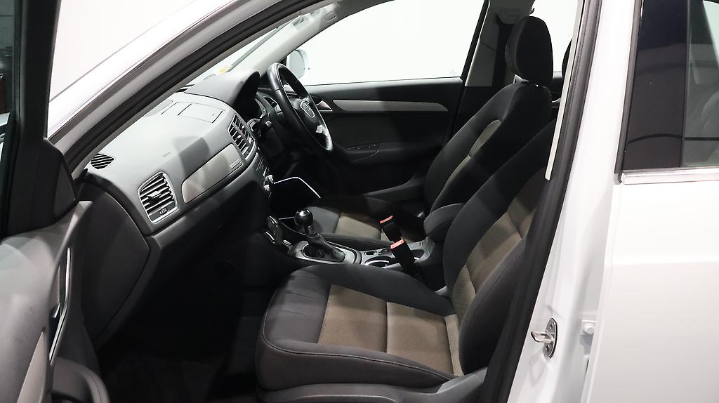 2015 Audi Q3 2.0TFSI Quattro 4WD image 360344