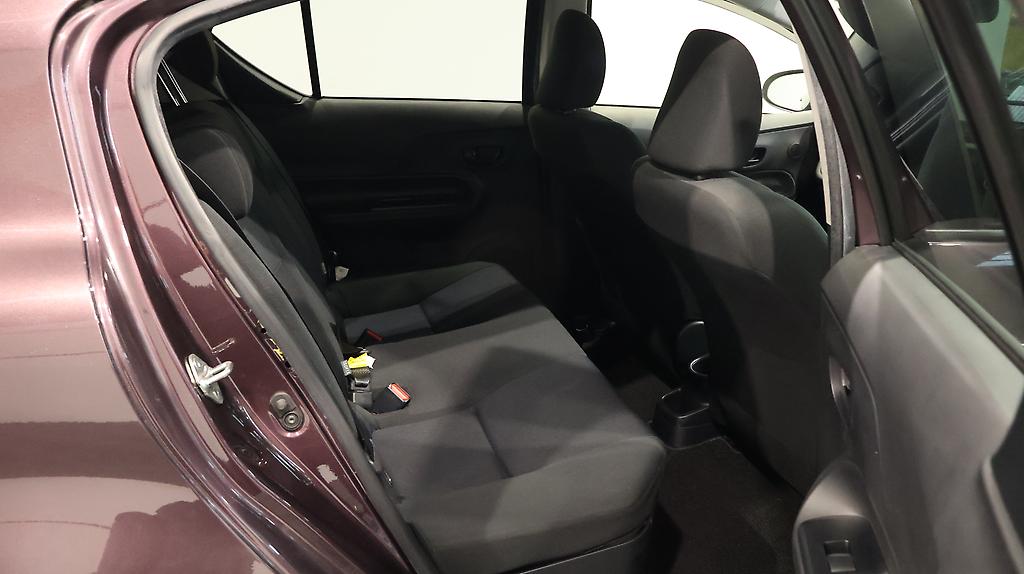 2015 Toyota Aqua S MODEL + PUSH BUTTON START + REVERSING CAMERA image 361838