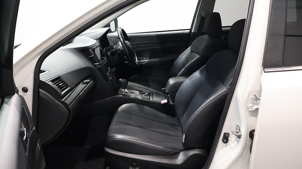 2013 Subaru Outback 2.5i B-Sport Eyesight AWD image 360366