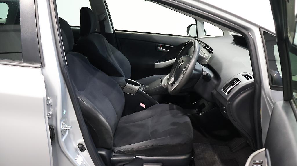 2012 Toyota Prius S MODEL + PUSH BUTTON START image 360531