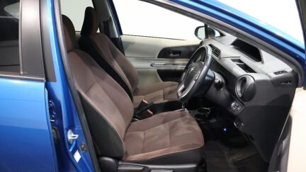 2012 Toyota Aqua G MODEL + PUSH START + STEERING WHEEL CONTROLS image 361885