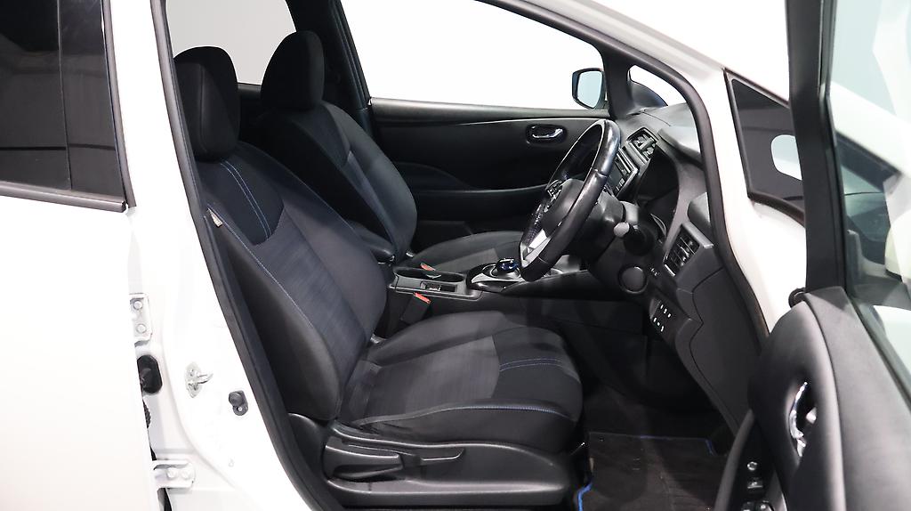 2018 Nissan Leaf X Pre-Crash and Cruise **84% SOH** image 361339