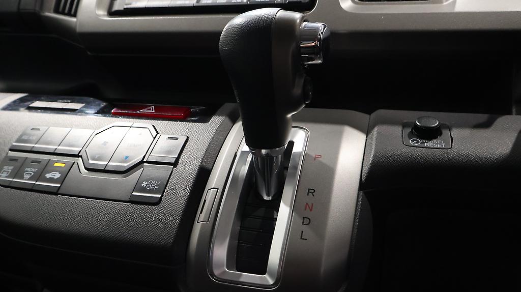 2012 Honda Step Wagon G Inter Navi E Selection image 361428