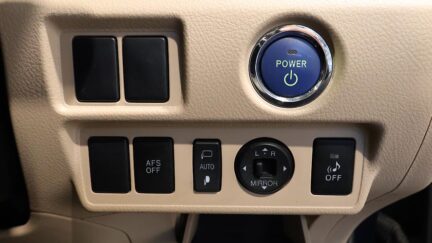 2012 Toyota Sai G MODEL + PUSH START + REVERSE CAMERA image 359298