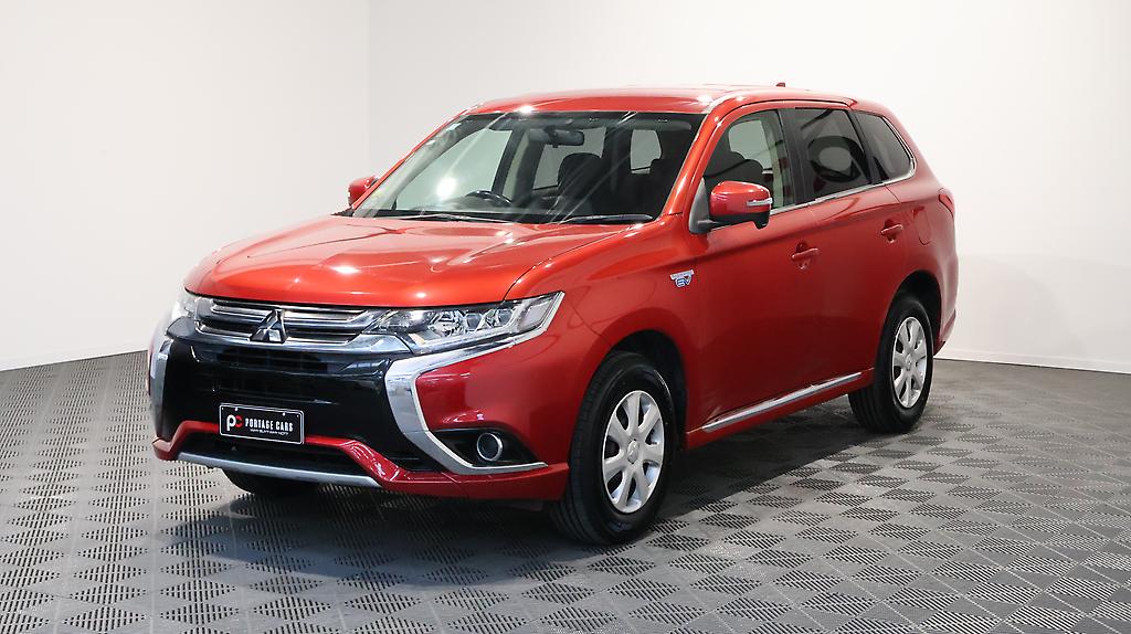 2015 Mitsubishi Outlander Phev image 360759