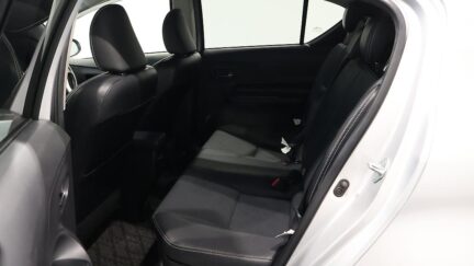 2013 Toyota Aqua G Black Soft Leather image 358557