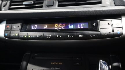 2012 Lexus CT 200h Version C image 359871