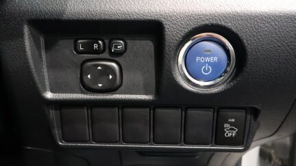 2013 Toyota Sai S Model, Push Start, Reverse Camera image 358589
