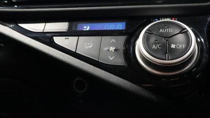 2016 Toyota Aqua G Model, Push Start, Reverse Camera image 360416