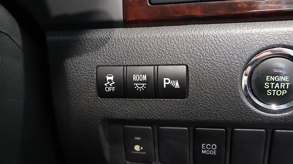2012 Toyota Alphard 240S image 358698
