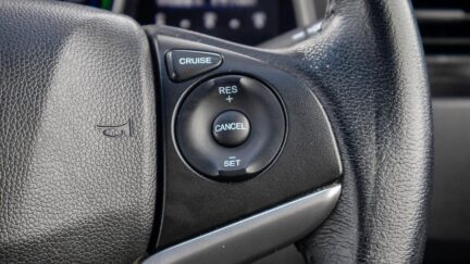 2014 Honda Fit F-Package Push start Cruise control image 358500