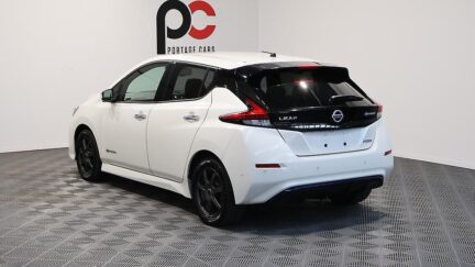2018 Nissan Leaf X Pre-Crash and Cruise **84% SOH** image 361332