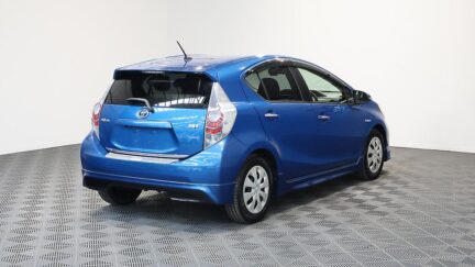 2012 Toyota Aqua G MODEL + PUSH START + STEERING WHEEL CONTROLS image 361879