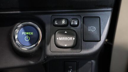 2013 Toyota Aqua Hybrid G Model image 359257