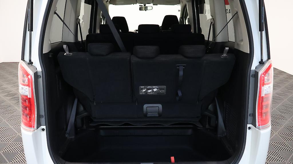 2012 Honda Step Wagon WGN G E-Selection image 361398