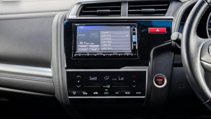 2014 Honda Fit F-Package Push start Cruise control image 358498