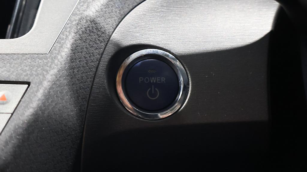 2012 Toyota Prius S Model + Push Button Start image 361673