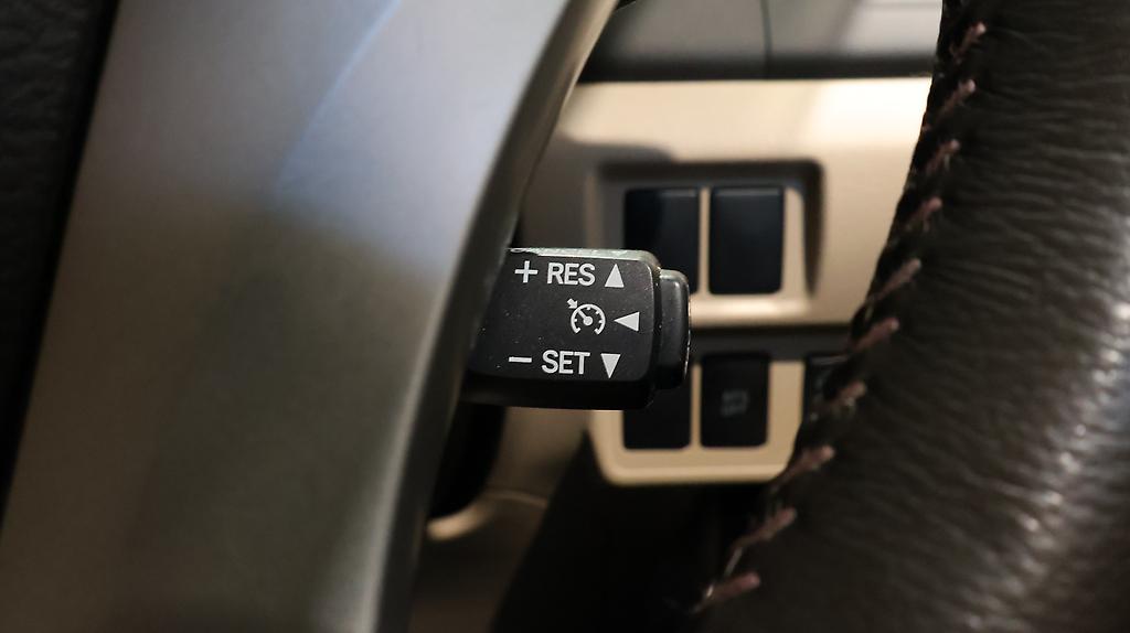 2012 Toyota Sai G MODEL + PUSH START + REVERSE CAMERA image 359302