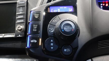 2013 Honda CR-Z REVERSE CAMERA + STEERING WHEEL CONTROLS image 360307