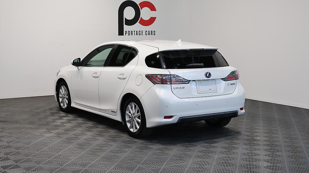 2012 Lexus CT 200h Version C image 359859