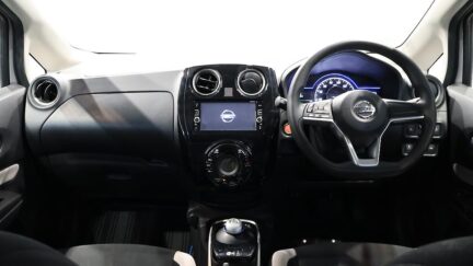 2017 Nissan Note e-Power X image 360016